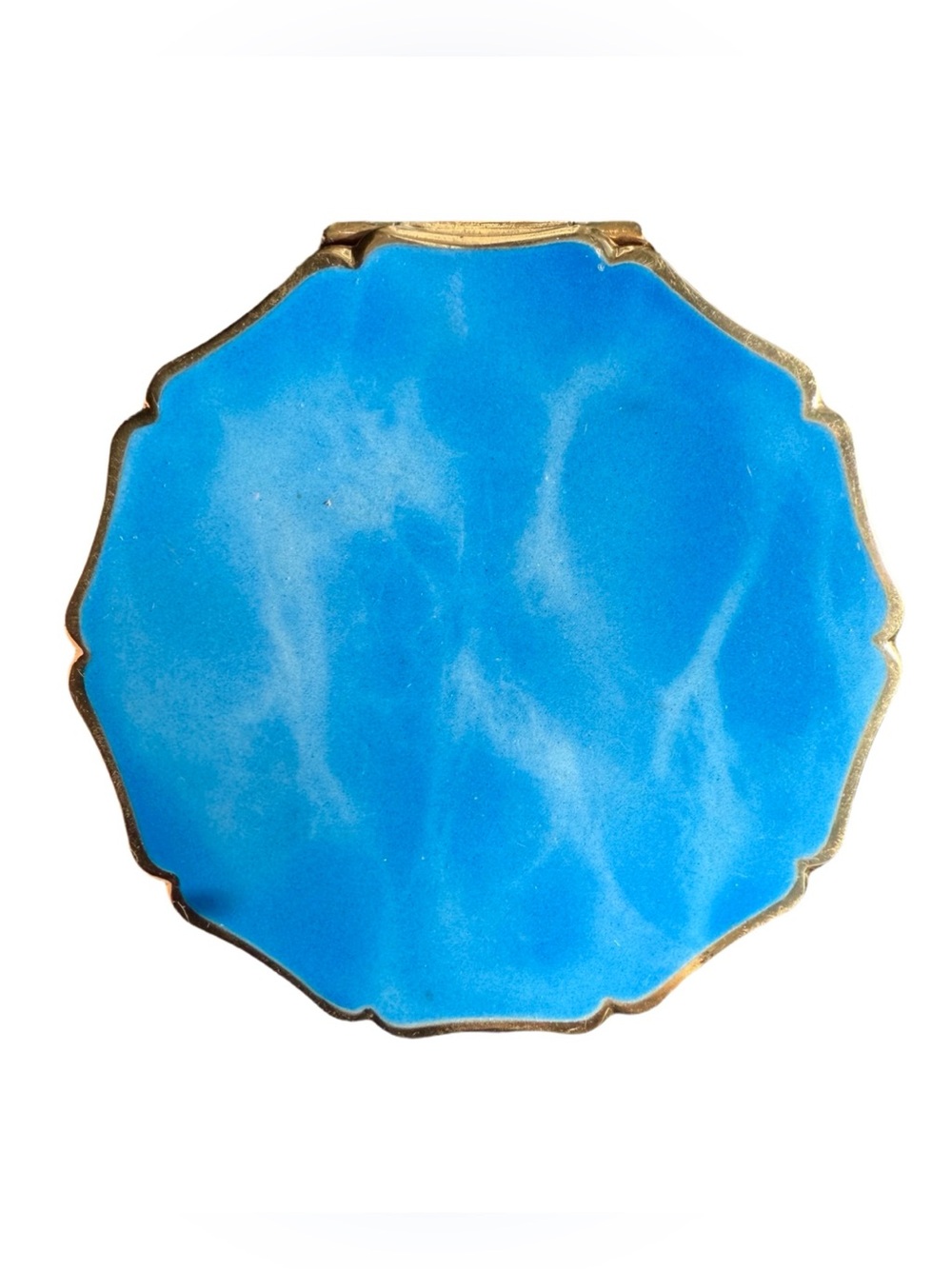 Vintage Mid Century Stratton Sky Blue Guilloche Scalloped Edge Compact